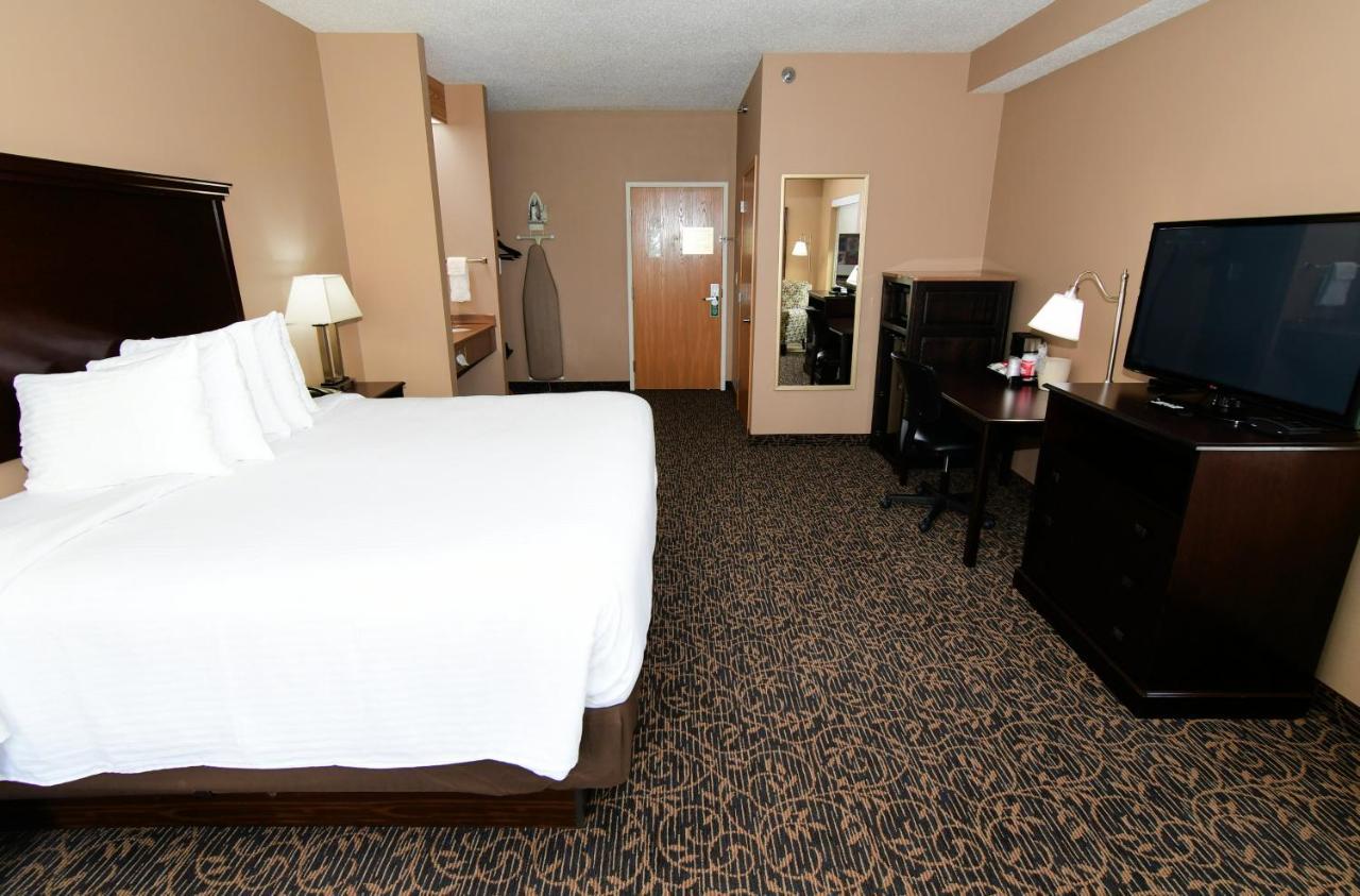 Cobblestone Inn & Suites - Denison | Majestic Hills Zewnętrze zdjęcie