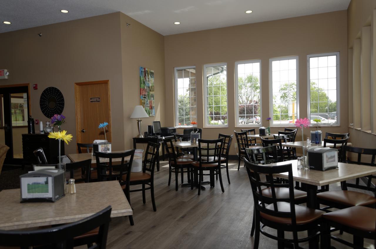 Cobblestone Inn & Suites - Denison | Majestic Hills Zewnętrze zdjęcie